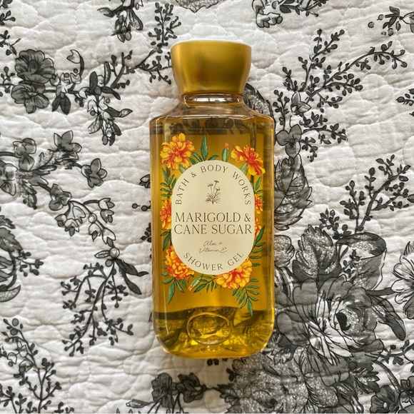 Bath & Body Works Other - bath & body works marigold cane sugar shower gel — 10 fl oz • 295 ml